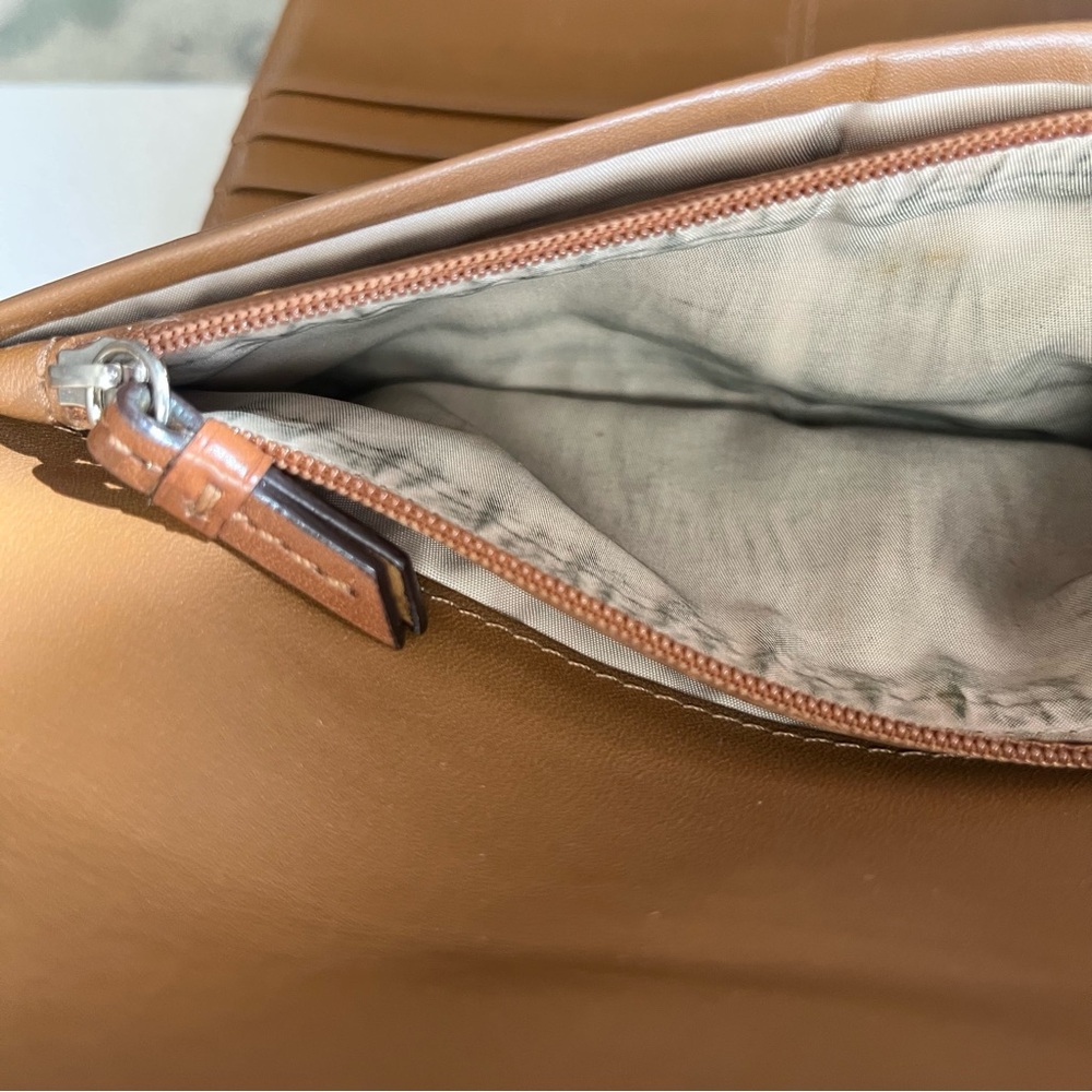 Y2K Coach Brown and Tan Signature Wallet - Picture 7 of 15